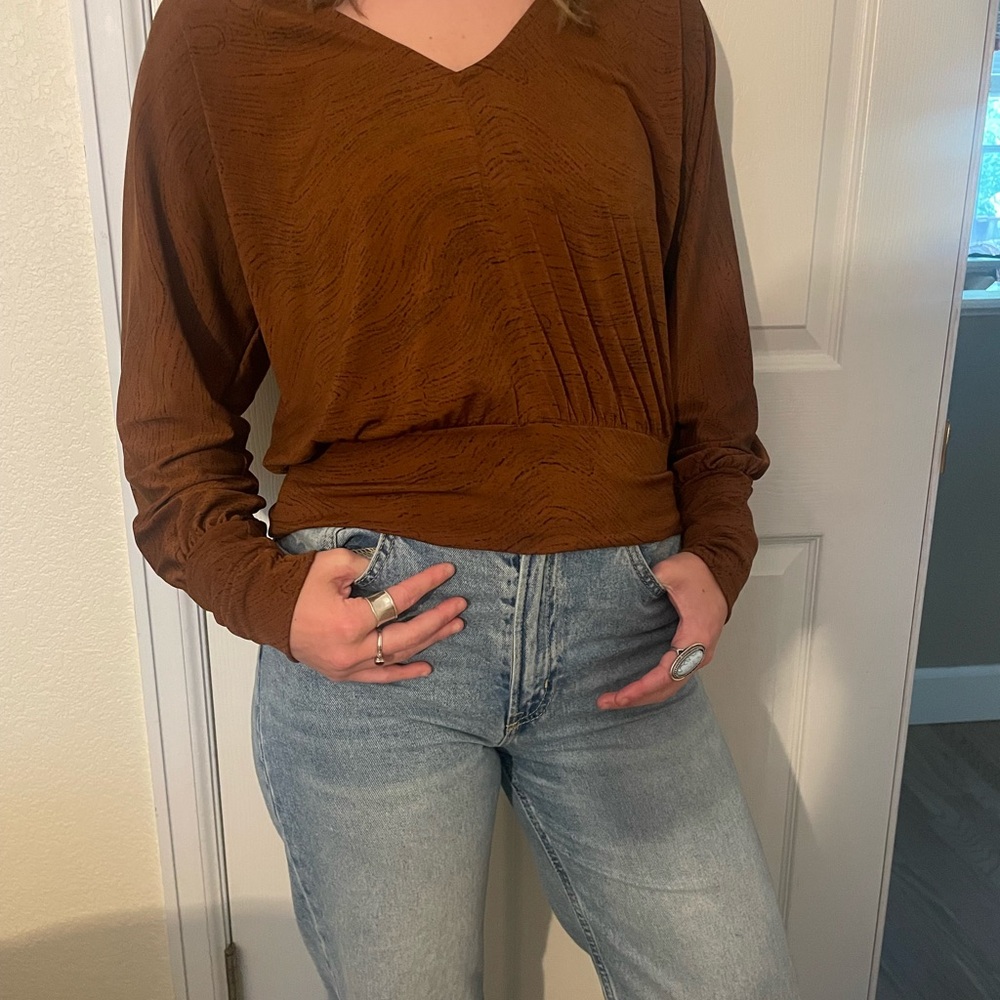 Katy’s Dolman Top Evereve Small V-neck Brown/Black - Picture 6 of 8